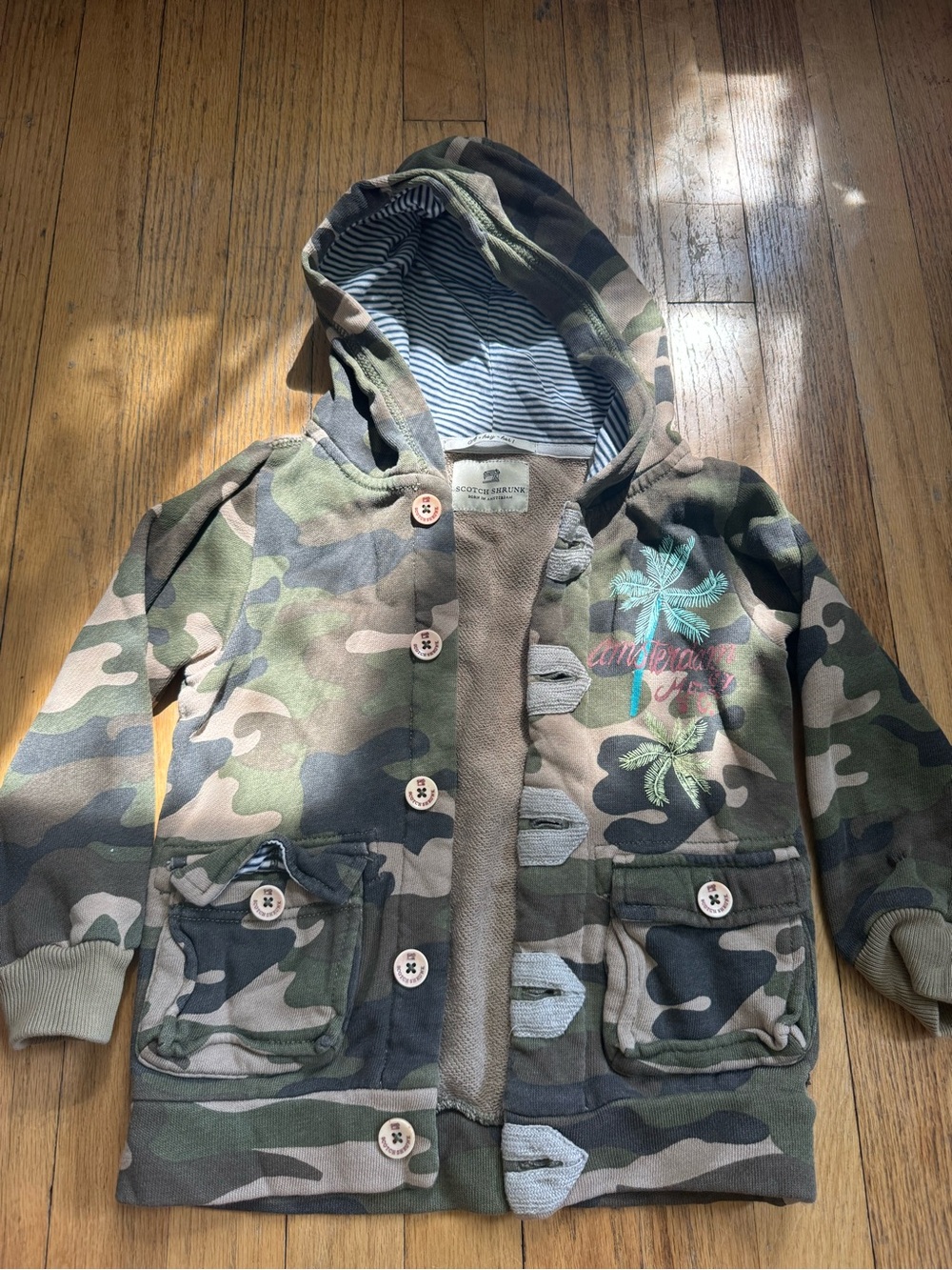 Scotch Shrunk camo btn up hoodie w graphics